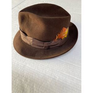 Late‎ 1950s Dobbs  Fedora. Brown Fur Felt, Size 7, A55